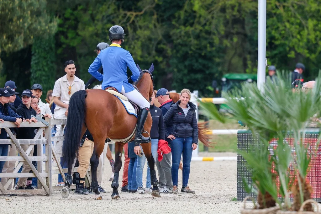 Reiterin und Pferd in der Ausbildung bei Lenabieler Stables